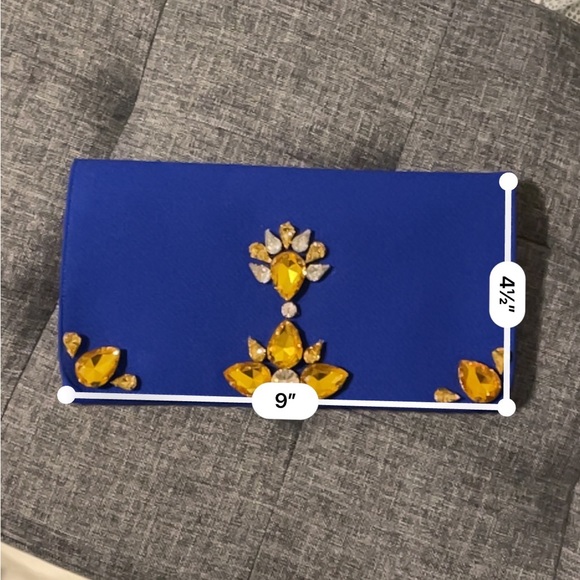 Handmade navy clutch with gold chain - Picture 5 of 5